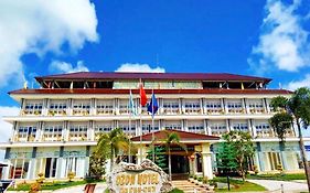 Ozon Hotel